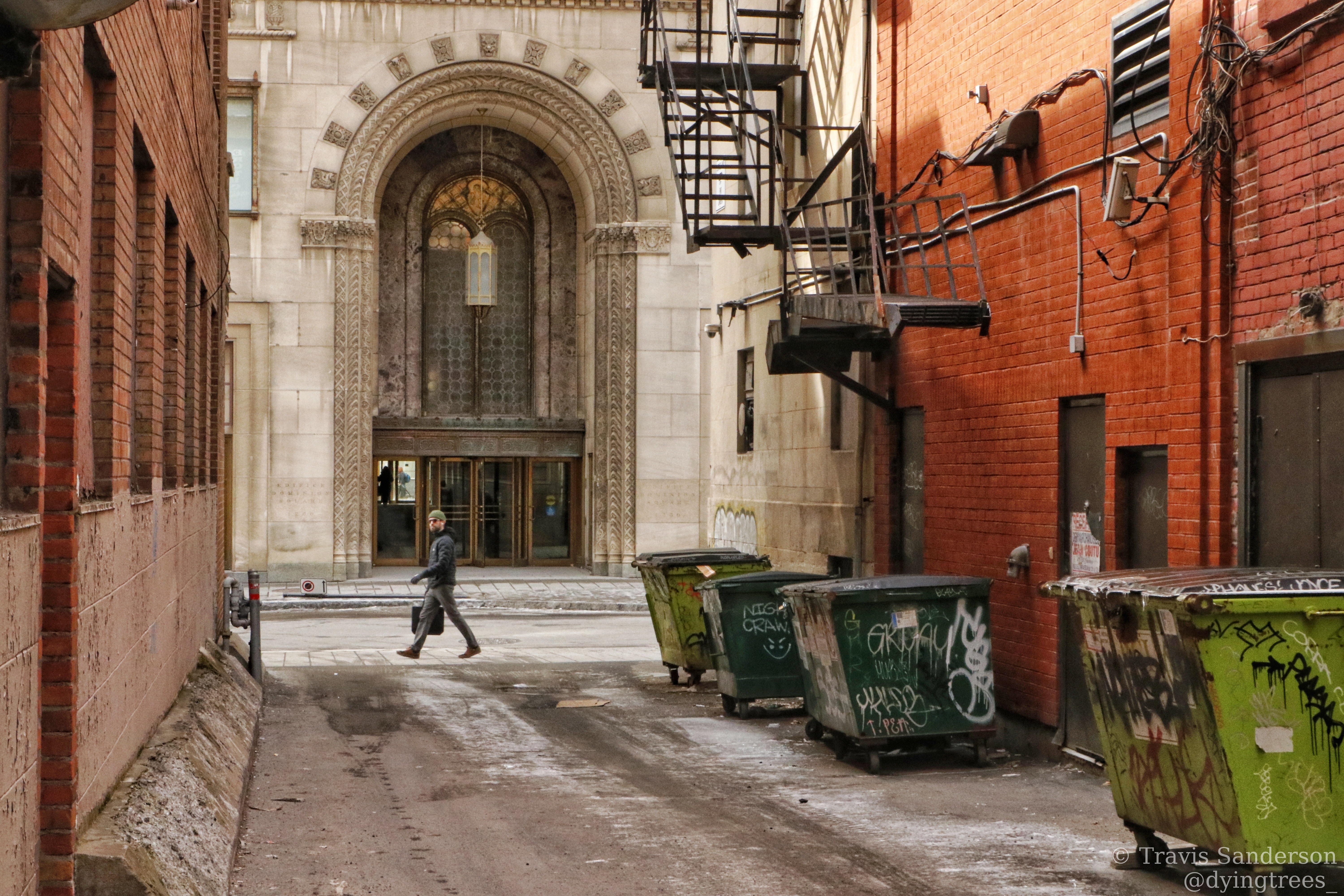 between the streets 33
